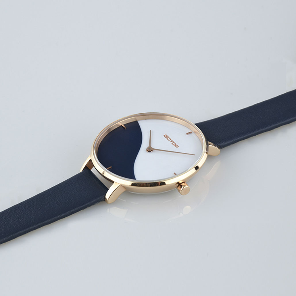 SS653 White Women's Watch With Leather Strap And Stripe Detail
