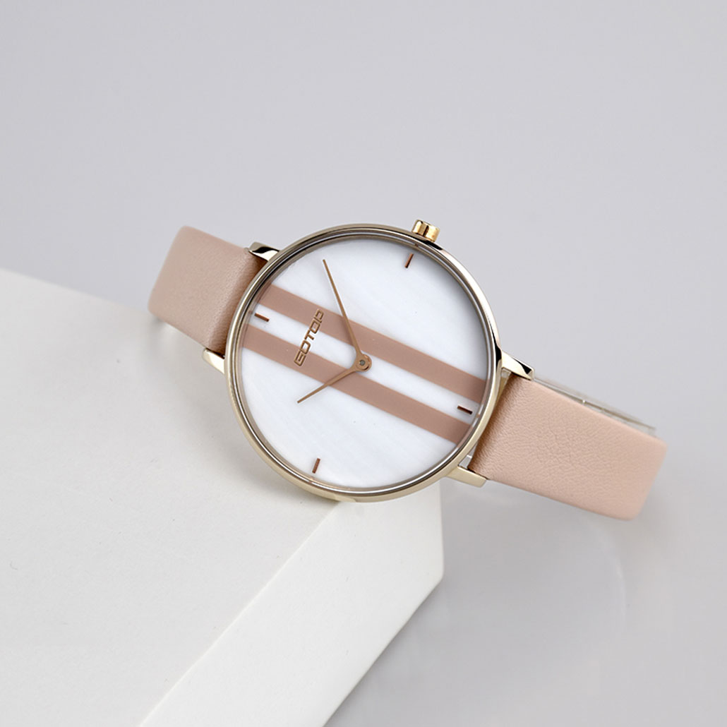 SS653 White Women's Watch With Leather Strap And Stripe Detail