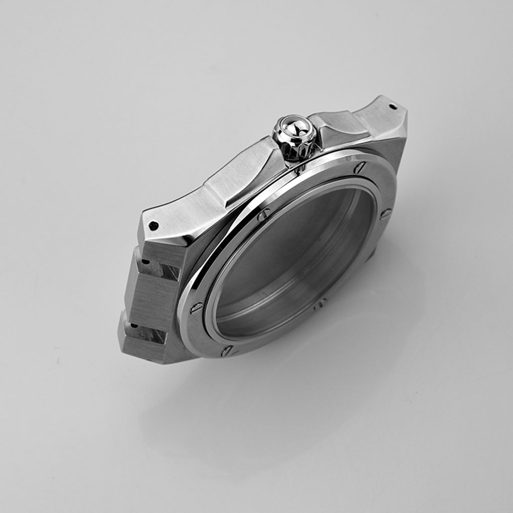WC031 Round Stainless-Steel Watch Case with Screw Detail