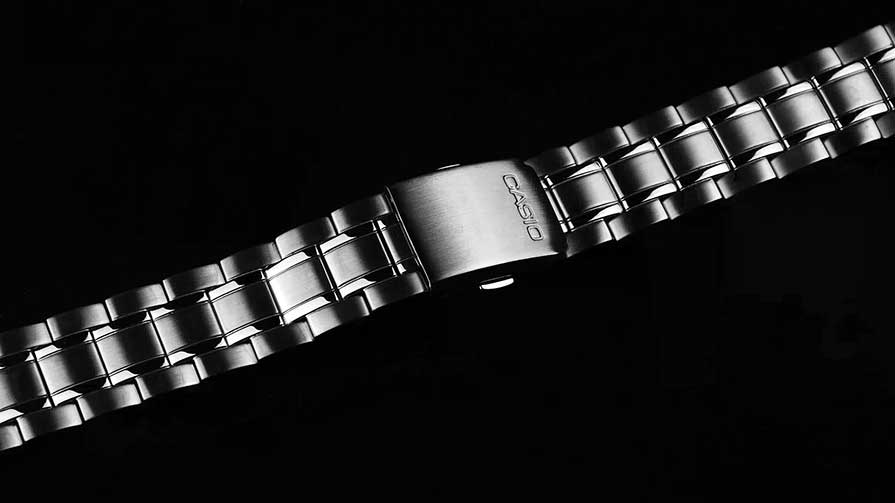 How Are Stainless Steel Watch Straps Made Gotopwatches
