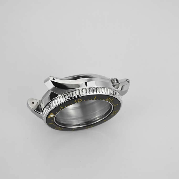 Watch Case with Brushed Lugs